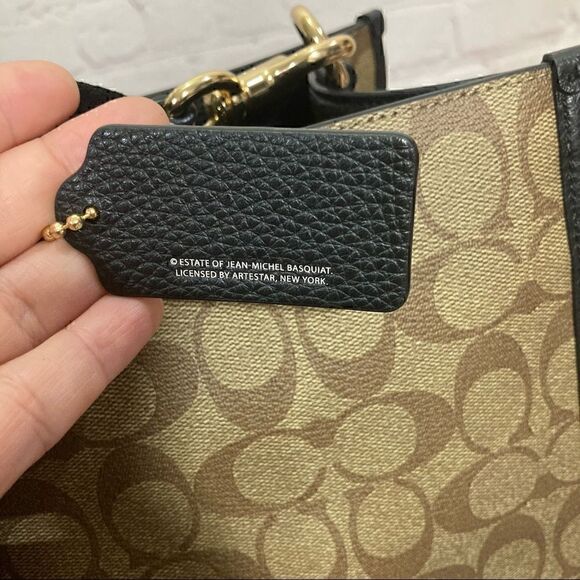 NWT Coach X Jean Michel Basquiat Dempsey Tote 40 RARE LIMITED EDITION - Picture 12 of 16